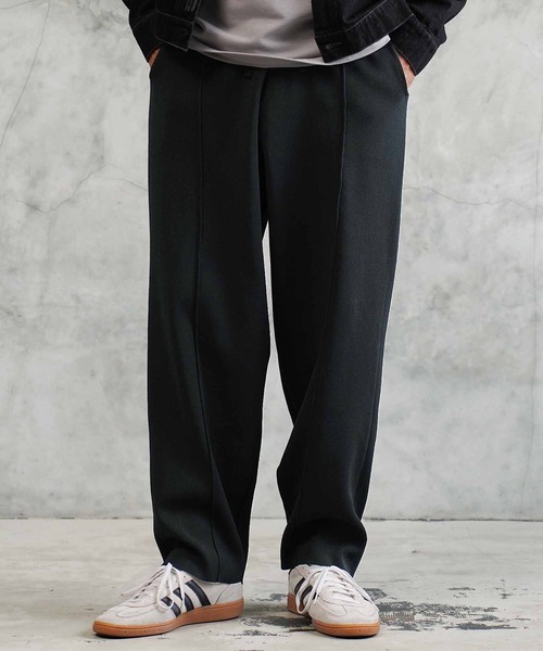 jiggys shop（ジギーズショップ）の「ワイドシルエット センターシーム ピンタック テーパード ニットパンツ（その他パンツ・メンズ・グレー系その他/チャコールグレー/ブラック・X-LARGE/MEDIUM/LARGE）」の2枚目の写真