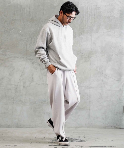 jiggys shop（ジギーズショップ）の「ワイドシルエット センターシーム ピンタック テーパード ニットパンツ（その他パンツ・メンズ・グレー系その他/チャコールグレー/ブラック・X-LARGE/MEDIUM/LARGE）」の11枚目の写真