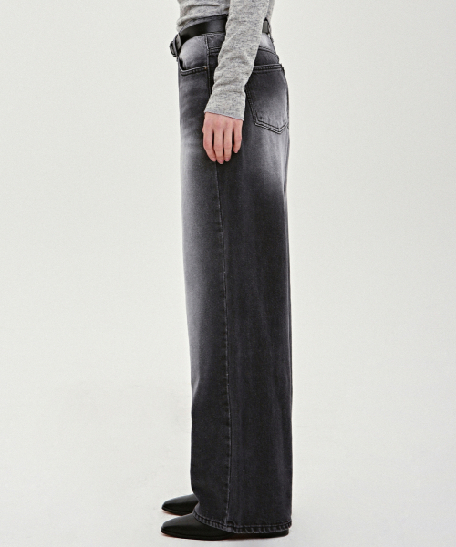 NICK&NICOLE（ニックアンドニコール）の「TWO TONE WASHING QUALITY DENIM PANTS_GRAY（デニムパンツ・レディース・その他・SMALL/MEDIUM/LARGE）」の3枚目の写真