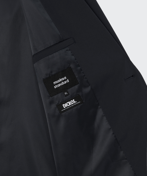 MUSINSA STANDARD（ムシンサスタンダード）の「ソロテックス コンフォート ブレザー [ブラック]（テーラードジャケット・メンズ・その他・MEDIUM/LARGE/X-LARGE/XX-LARGE）」の2枚目の写真