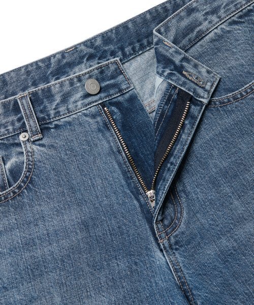 MUSINSA STANDARD（ムシンサスタンダード）の「CONE ストレートデニムパンツ [ライトインディゴ]（デニムパンツ・メンズ・その他・26/27/28）」の5枚目の写真