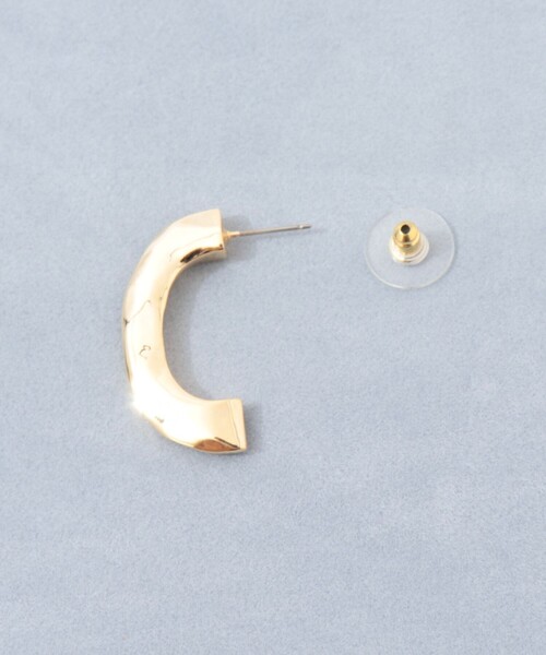 grace grace （グラスグラス）の「【grace grace/グラスグラス】ロックC型ピアス（ピアス（両耳用）・レディース・ゴールド・P）」の4枚目の写真