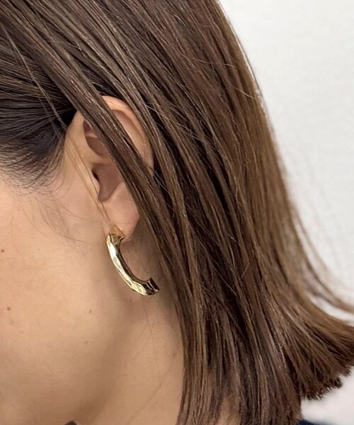 grace grace （グラスグラス）の「【grace grace/グラスグラス】ロックC型ピアス（ピアス（両耳用）・レディース・ゴールド・P）」の7枚目の写真