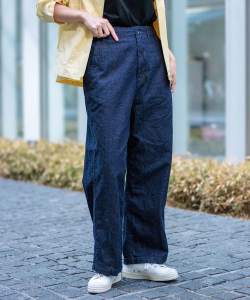 D.M.G.（ドミンゴ）の「[D.M.G / ディーエムジー] コットンリネンライトデニム ストレートイージーパンツ（デニムパンツ・レディース・ワンウォッシュ・M/S）」の15枚目の写真