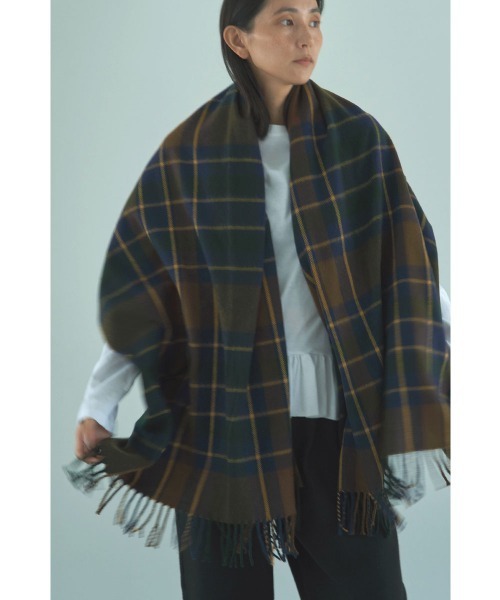 marjour(マージュール)の「CHECK STOLE MUFFLER(ストール/ショール・レディース・カーキ系/ブラウン・FREE)」の2枚目の写真