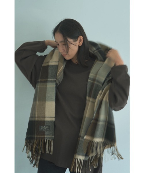 marjour(マージュール)の「CHECK STOLE MUFFLER(ストール/ショール・レディース・カーキ系/ブラウン・FREE)」の5枚目の写真