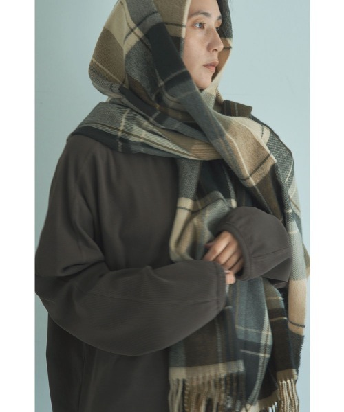 marjour(マージュール)の「CHECK STOLE MUFFLER(ストール/ショール・レディース・カーキ系/ブラウン・FREE)」の7枚目の写真