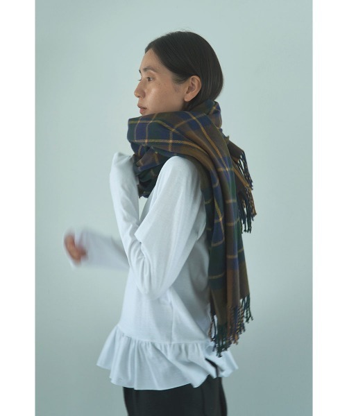 marjour(マージュール)の「CHECK STOLE MUFFLER(ストール/ショール・レディース・カーキ系/ブラウン・FREE)」の14枚目の写真