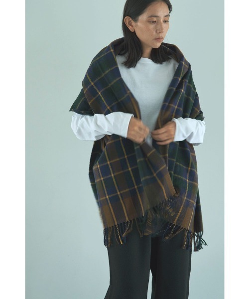 marjour(マージュール)の「CHECK STOLE MUFFLER(ストール/ショール・レディース・カーキ系/ブラウン・FREE)」の17枚目の写真