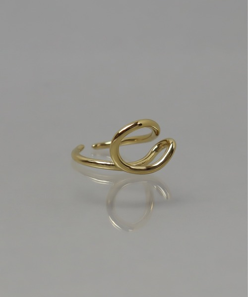 ieLS(イエルズ)の「金属アレルギー対応「ieLS」ステンレス ウェーブラインリング(リング・メンズ・ゴールド/シルバー・FREE)」の7枚目の写真