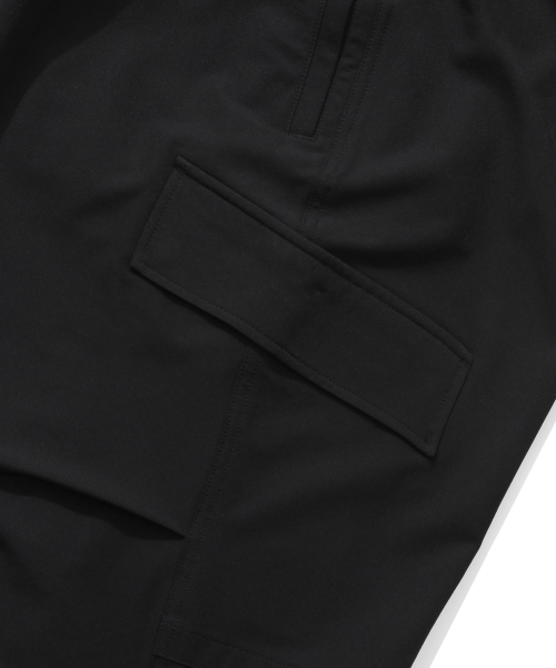 COVERNAT(カバーナット)の「パラシュートセミワイドフィットカーゴパンツブラック(その他パンツ・レディース・その他・LARGE/X-LARGE/XX-LARGE/X-SMALL/SMALL/MEDIUM)」の8枚目の写真