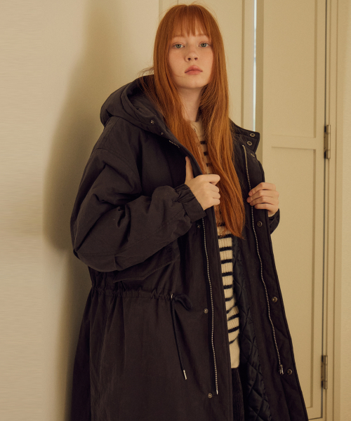 WEDNESDAYOASISFORWOMEN(ウェンズデー オアシス フォー ウーマン)の「W/M-65フィッシュテールフードパディングミリタリーコート_BLACK(ダウンジャケット/コート・レディース・ブラック・MEDIUM/LARGE)」の1枚目の写真