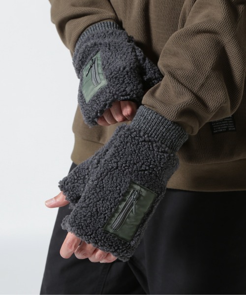 AVIREX（アヴィレックス）の「BOA GLOVES / ボアデミグラブ / グラブ / AVIREX / アヴィレックス（手袋・メンズ・ブラック/チャコールグレー/タン・F）」の4枚目の写真