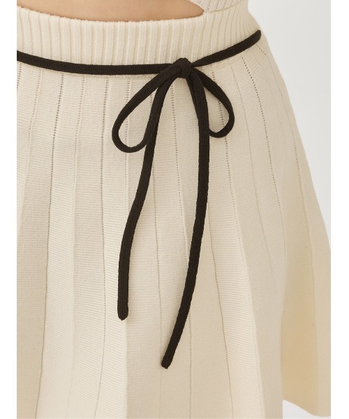 Darich（ダーリッチ）の「ウエストオープンリボンデザインニットミニ