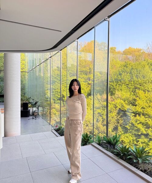 SOFT SEOUL（ソフトソウル）の「ダメージウォッシングデニムパンツ[ベージュ]（デニムパンツ・レディース・その他・MEDIUM/SMALL）」の9枚目の写真