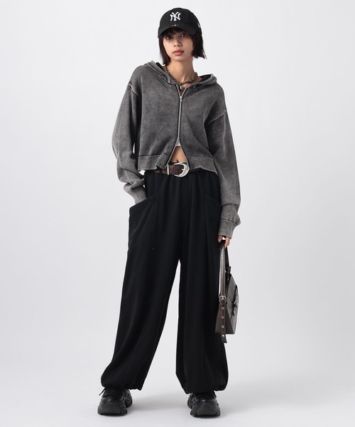 PAGEBOY(ページボーイ)の「ビンテージニットZIPパーカー2/フーディ 【ミドル・ロング丈の選べる2サイズ展開】(パーカー・レディース・グレー/チャコールグレー/ネイビー・SMALL/FREE)」の4枚目の写真