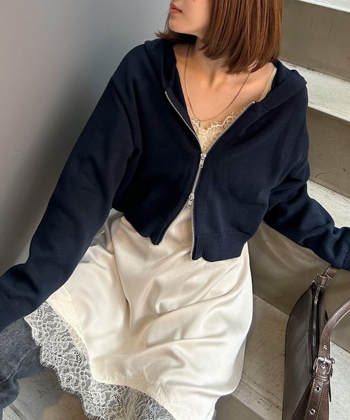 PAGEBOY（ページボーイ）の「ビンテージニットZIPパーカー2/フーディ 【ミドル・ロング丈の選べる2サイズ展開】（パーカー・レディース・グレー/チャコールグレー/ネイビー・SMALL/FREE）」の20枚目の写真