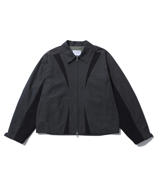 EYEUNDERSTAND(アイアンダスタンド)の「Wedge Line Jacket (Charcoal)(ナイロンジャケット・メンズ・その他・LARGE/X-LARGE)」の2枚目の写真