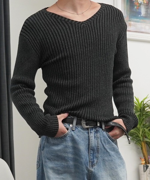 GLARE(グレア)の「【GLARE】二重臼 Vネックニット / Double-knit V-neck sweater(ニット/セーター・メンズ・ホワイト/チャコール/ブラック/グレー・M/L)」の4枚目の写真