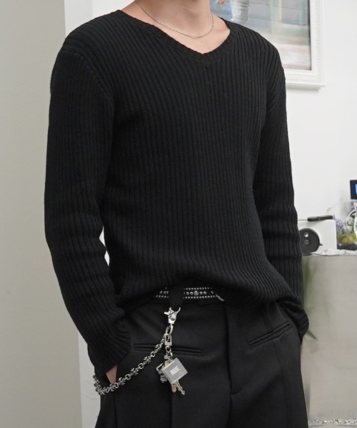 GLARE(グレア)の「【GLARE】二重臼 Vネックニット / Double-knit V-neck sweater(ニット/セーター・メンズ・ホワイト/チャコール/ブラック/グレー・M/L)」の2枚目の写真