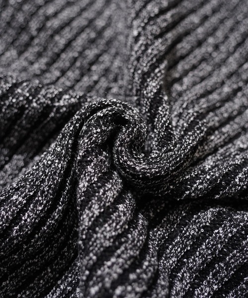 GLARE(グレア)の「【GLARE】二重臼 Vネックニット / Double-knit V-neck sweater(ニット/セーター・メンズ・ホワイト/チャコール/ブラック/グレー・M/L)」の7枚目の写真