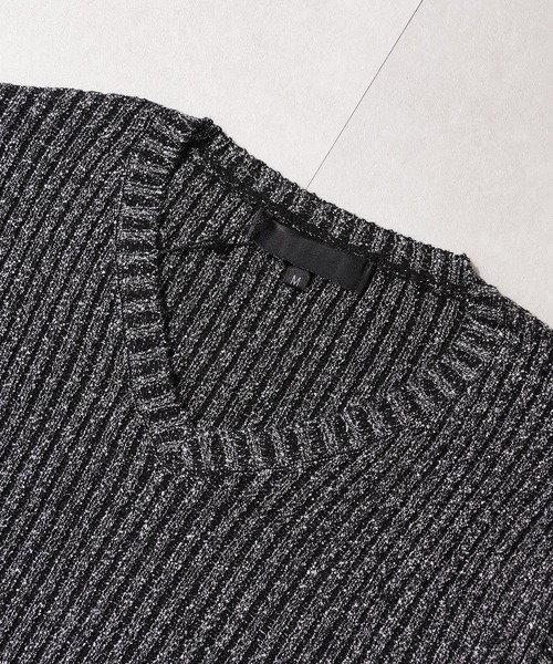 GLARE(グレア)の「【GLARE】二重臼 Vネックニット / Double-knit V-neck sweater(ニット/セーター・メンズ・ホワイト/チャコール/ブラック/グレー・M/L)」の8枚目の写真