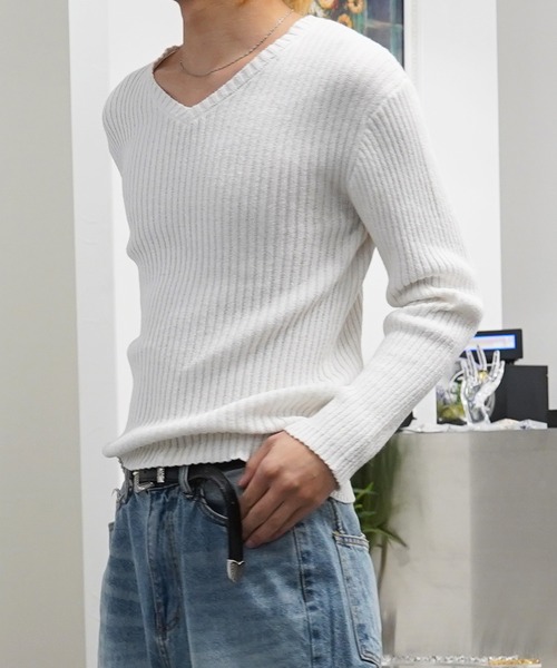GLARE(グレア)の「【GLARE】二重臼 Vネックニット / Double-knit V-neck sweater(ニット/セーター・メンズ・ホワイト/チャコール/ブラック/グレー・M/L)」の12枚目の写真