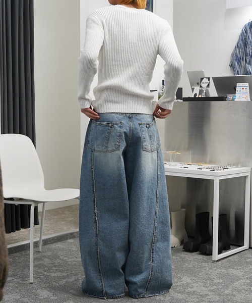 GLARE(グレア)の「【GLARE】二重臼 Vネックニット / Double-knit V-neck sweater(ニット/セーター・メンズ・ホワイト/チャコール/ブラック/グレー・M/L)」の14枚目の写真