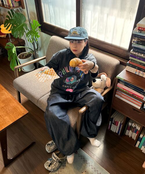 PHILIPPAKER（フィリップペイカー）の「ビエムシーミニバスクレヨン半袖Tシャツピグメントヴィンテージブラック（Tシャツ/カットソー・レディース・その他・MEDIUM/LARGE/X-LARGE）」の17枚目の写真