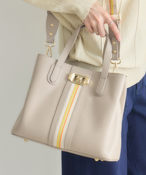 KATHARINE ROSS（キャサリンロス）の「【KATHARINE ROSS】【MILLELA FIRENZE】2WAYセンターラインスクエアトートバック（ハンドバッグ・レディース・ブラック/ライトベージュ・MEDIUM）」の13枚目の写真