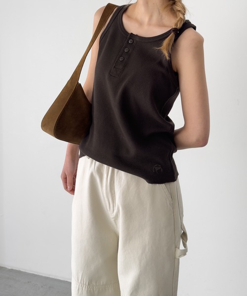 CANAL JEAN(キャナルジーン)の「FAITH MILLS CORP サーマルタンク(タンクトップ・レディース・チャコールグレー/オートミール/サックスブルー・ONE SIZE)」の2枚目の写真