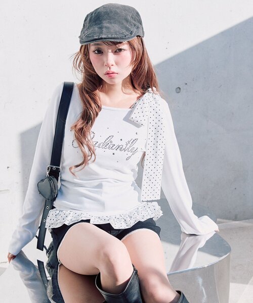 OLIVE des OLIVE（オリーブデオリーブ）の「肩リボンTシャツ（Tシャツ/カットソー・レディース・ブラック/オフホワイト/トップグレー・FREE）」の9枚目の写真