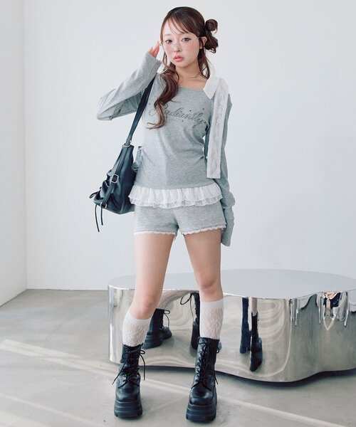 OLIVE des OLIVE（オリーブデオリーブ）の「肩リボンTシャツ（Tシャツ/カットソー・レディース・ブラック/オフホワイト/トップグレー・FREE）」の5枚目の写真