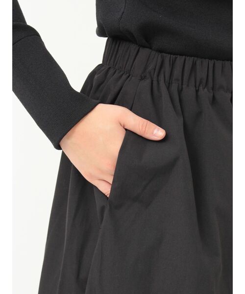 LAGUNAMOON（ラグナムーン）の「ギャザーデザインニット×スカートセットアップ（ワンピース・レディース・ブラック/ミント・MEDIUM/SMALL）」の6枚目の写真