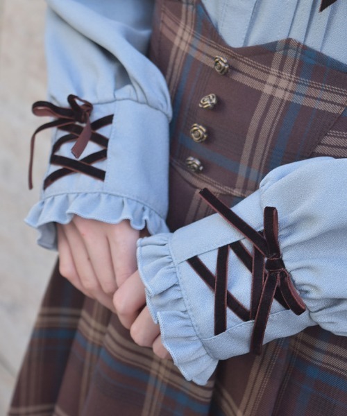 axes femme(アクシーズファム)の「レースアップカフスBL(シャツ/ブラウス・レディース・ブラック/ブルーグレー/キナリ・MEDIUM)」の10枚目の写真
