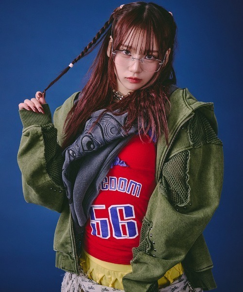 GALFY(ガルフィー)の「A'GEM/9 × .kom 『GALFY/ガルフィー』チラリズムパーカー(パーカー・メンズ・A/ブラック・XXL)」の6枚目の写真