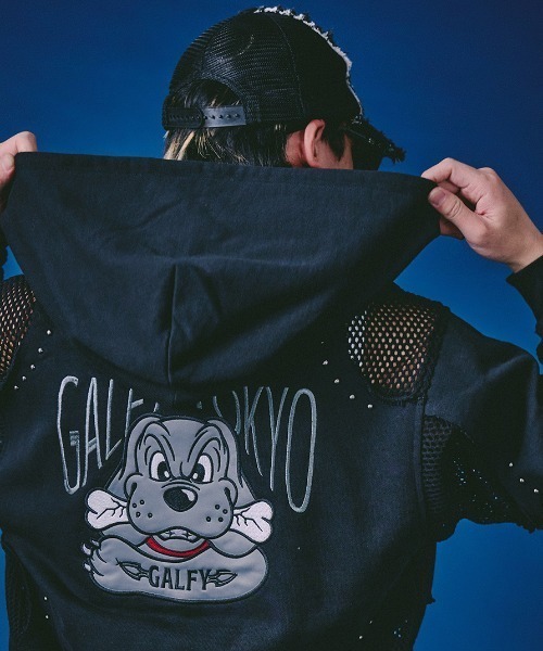 GALFY(ガルフィー)の「A'GEM/9 × .kom 『GALFY/ガルフィー』チラリズムパーカー(パーカー・メンズ・A/ブラック・XXL)」の4枚目の写真