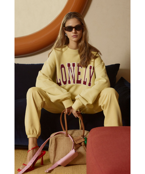 NOHANT(ノアン)の「LONELY/LOVELY SWEATSHIRT MUSTARD-BURGUNDY(スウェット・レディース・その他・L)」の6枚目の写真