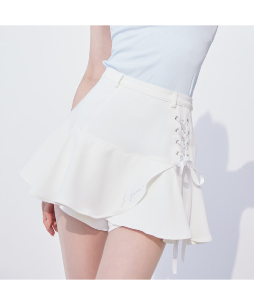 J.JANE(ジェイジェーン)の「レースアップフラワーキュロットパンツ (ホワイト)(スカート・レディース・その他・XS/S/M)」の1枚目の写真