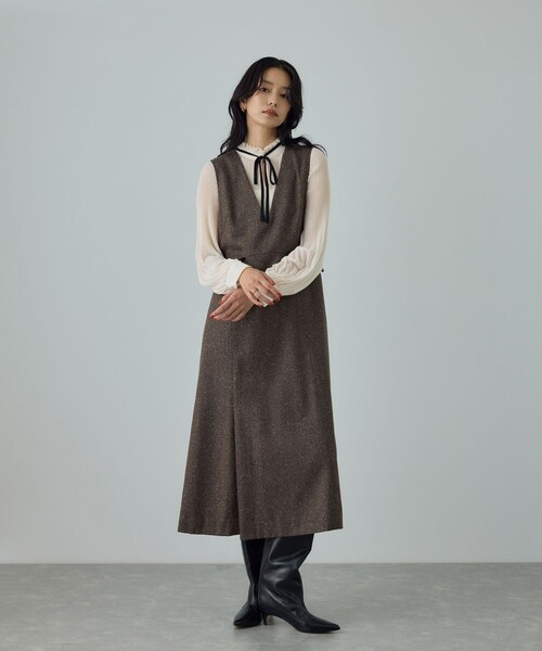 ROPE'(ロペ)の「プリーツデザインブラウス/イージーケア(シャツ/ブラウス・レディース・オフホワイト/ネイビー・FREE)」の5枚目の写真