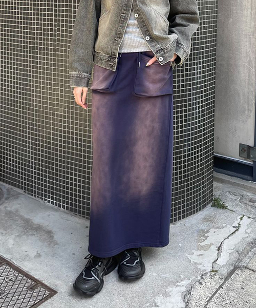 Oriens JOURNAL STANDARD(オリエンス ジャーナルスタンダード)の「ブリーチドスウェットスカート(スカート・レディース・レッド/ネイビー・FREE)」の2枚目の写真