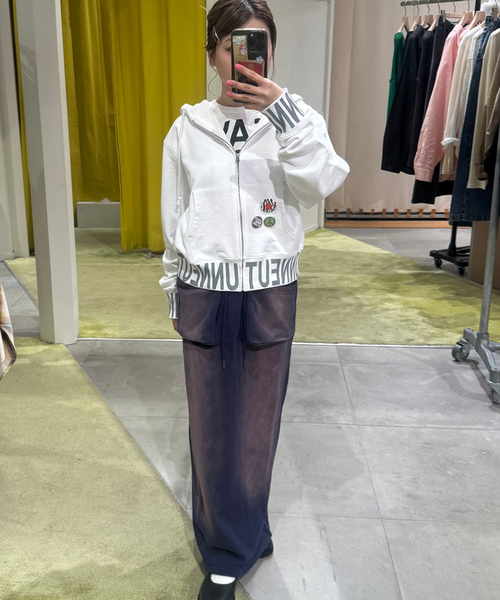 Oriens JOURNAL STANDARD(オリエンス ジャーナルスタンダード)の「ブリーチドスウェットスカート(スカート・レディース・レッド/ネイビー・FREE)」の4枚目の写真