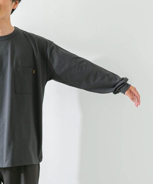 URBAN RESEARCH Sonny Label（アーバンリサーチサニーレーベル）の「ポンチポケット付ロングスリーブTシャツ（Tシャツ/カットソー・メンズ・チャコールグレー/ブラック系その他/ホワイト/ブラック・MEDIUM/LARGE/X-LARGE）」の16枚目の写真
