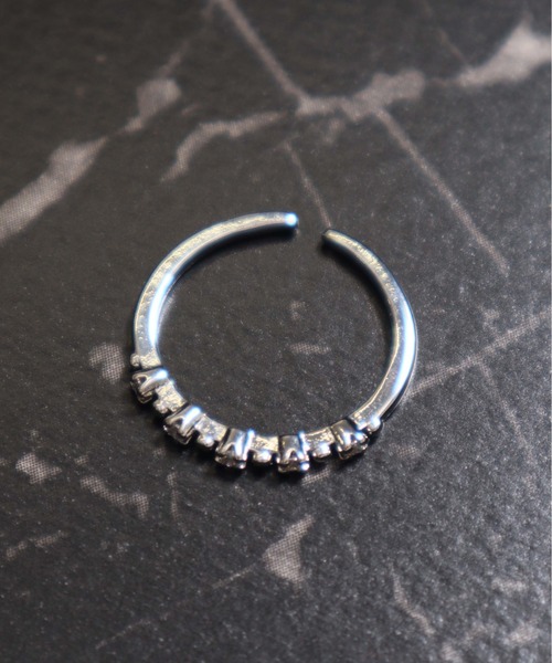 ALWAYS GOOD TIME(オルウェイズグッドタイム)の「ラインストーン付き華奢オープンリング 指輪(リング・レディース・シルバー/ゴールド・FREE)」の13枚目の写真