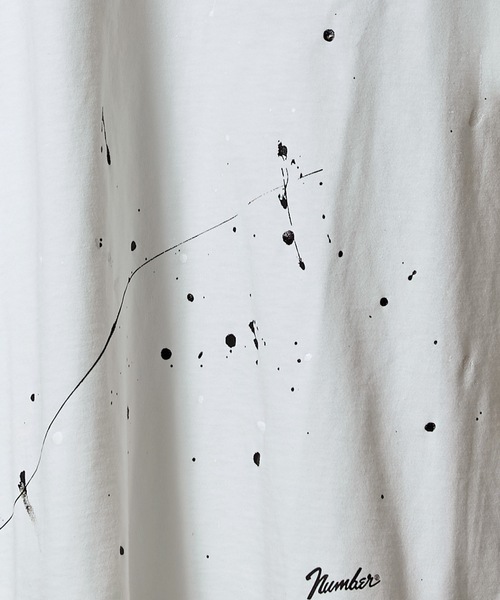 NUMBER (N)INE（ナンバーナイン）の「HAND PAINTED BASIC HEM PRINTED POCKET T-SHIRT / ハンドペイント ベーシック ワンポイント ロゴプリント ポケット Tシャツ（Tシャツ/カットソー・メンズ・ホワイト/グレー系その他2/ホワイト系その他2/グレー/ブラック/ブラック系その他2・M/L/XL）」の7枚目の写真