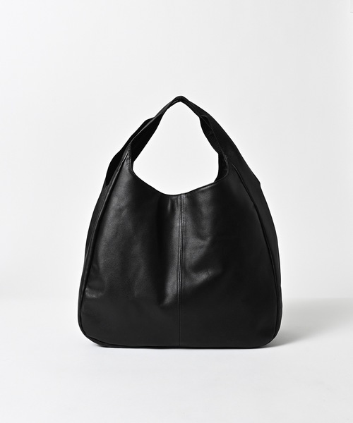 ADAM PATEK(アダムパテック)の「【ADAMPATEK】 water repellent leather oneshoulder tote bag 撥水レザーワンショルダートートバッグ(トートバッグ・メンズ・ブラック・FREE)」の3枚目の写真