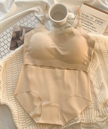 LAYERED(SBG)（レイヤード）の「LAYERED 着心地やわらか シームレス ブラ&ショーツ上下セット（ブラ&ショーツ）」