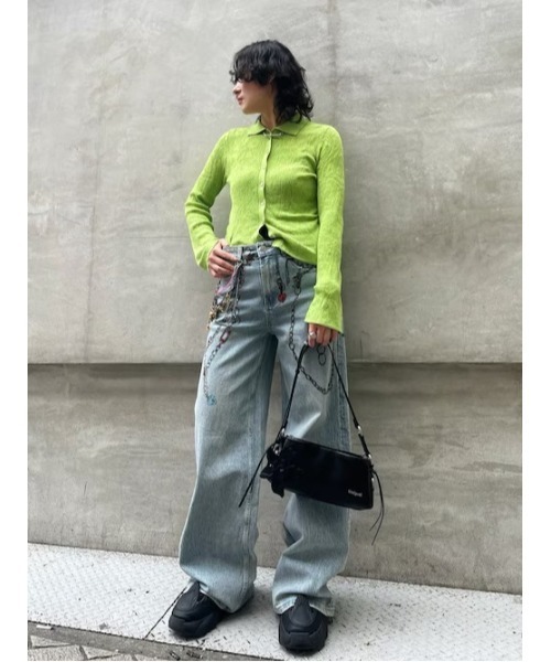 Desigual(デシグアル)の「チェーン柄プリント チャーム付きワイドデニムパンツ 2026年春夏 新作(デニムパンツ・レディース・ブルー・44/40/38/36/34/42)」の7枚目の写真