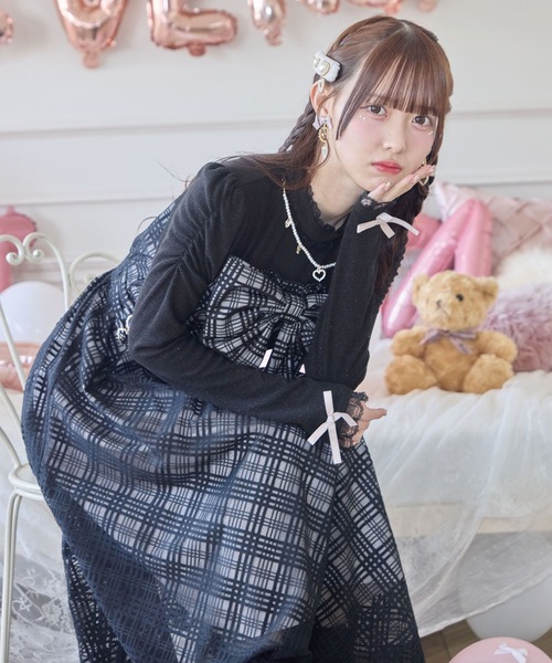 ROJITA（ロジータ）の「ビッグリボン長袖ロングワンピース（ワンピース・レディース・ブラック/ホワイト/ピンク・FREE）」の3枚目の写真