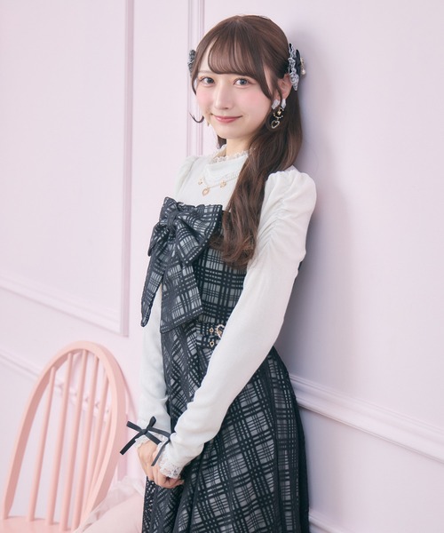 ROJITA（ロジータ）の「ビッグリボン長袖ロングワンピース（ワンピース・レディース・ブラック/ホワイト/ピンク・FREE）」の17枚目の写真